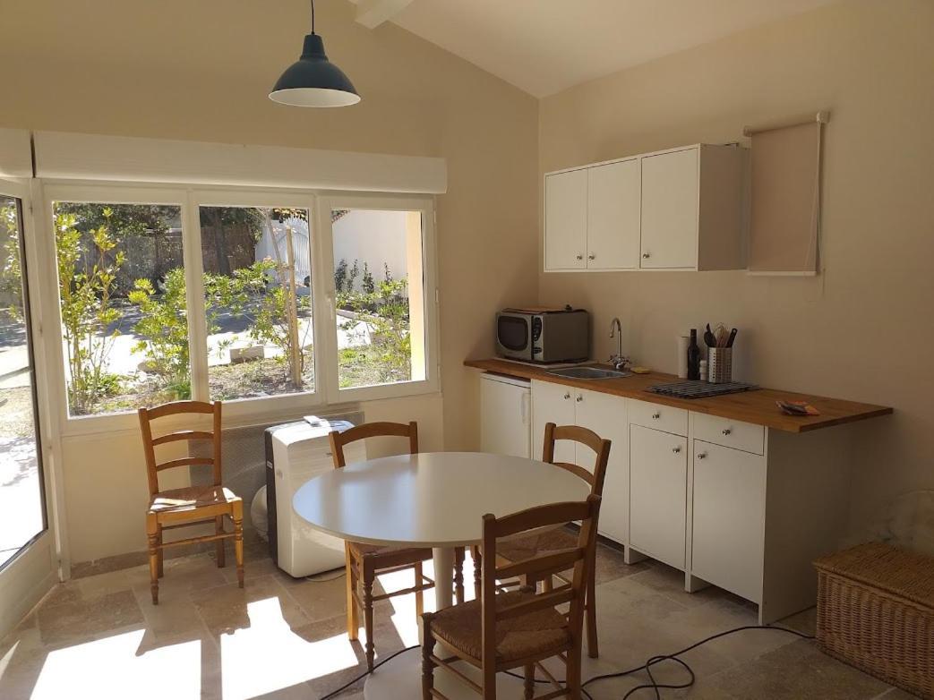 Studiole Petit Jas Apartment Châteauneuf-de-Gadagne